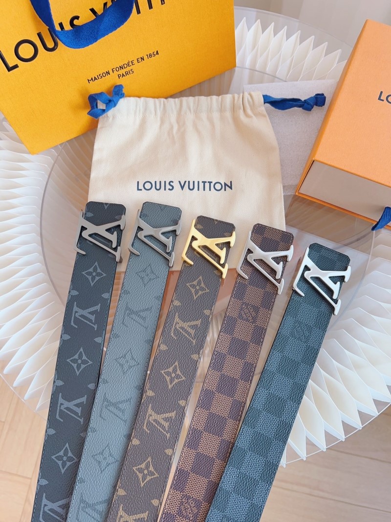 LOUIS VUITTON Belts